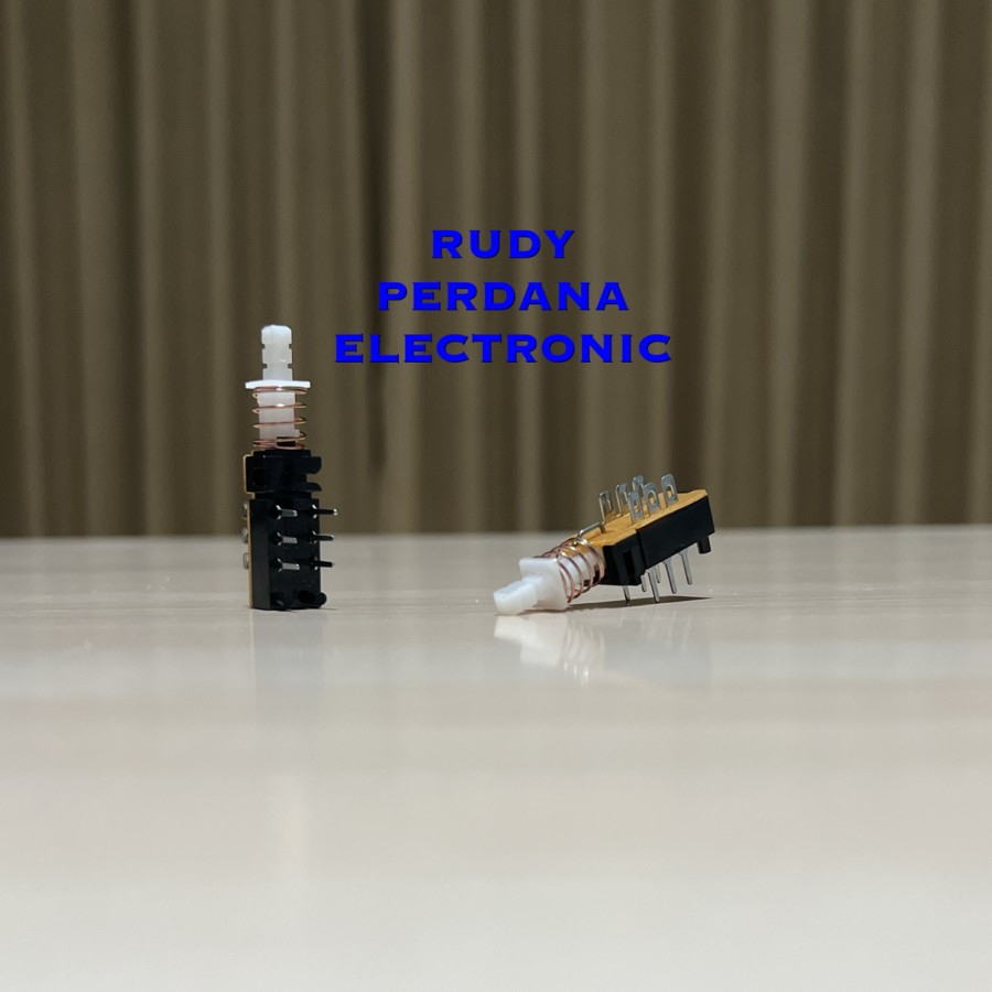 Dpdt SWITCH PUSH BUTTON ON OFF SWITCH 2x3 2 x 3 6 PIN 6P NON HOLDER