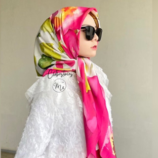 ลวดลายล่าสุด HIJAB MOTIF (JHYJ) Quadrilateral HIJAB รูปแบบล่าสุด HIJAB Quadrilateral HIJAB MOTIF LUNA FUCHIA