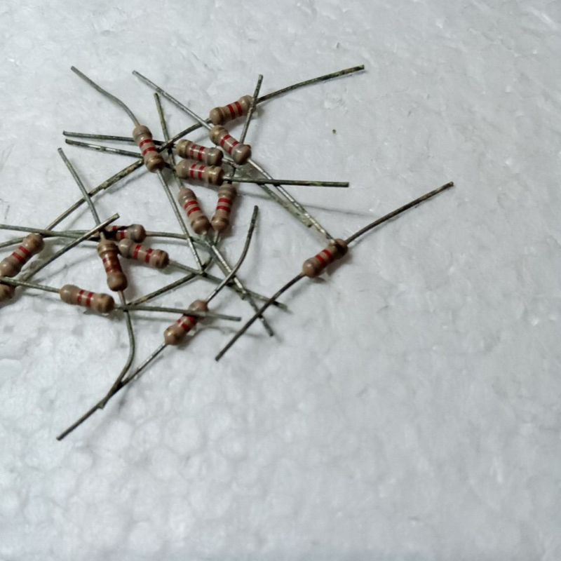 1/4WAT 8K2 RESISTOR (50 ชิ้น)
