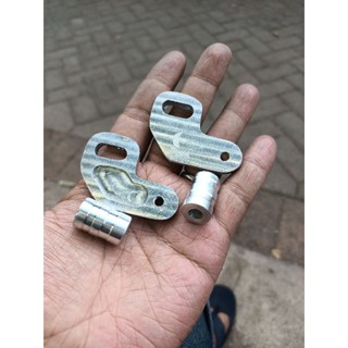 ตัวยึดที่นั่งด้านหน้าซ้าย ขวา R15 PNP SHOK NINJA (รหัส CAK IS) R15 CNC MODEL 1 ชุด