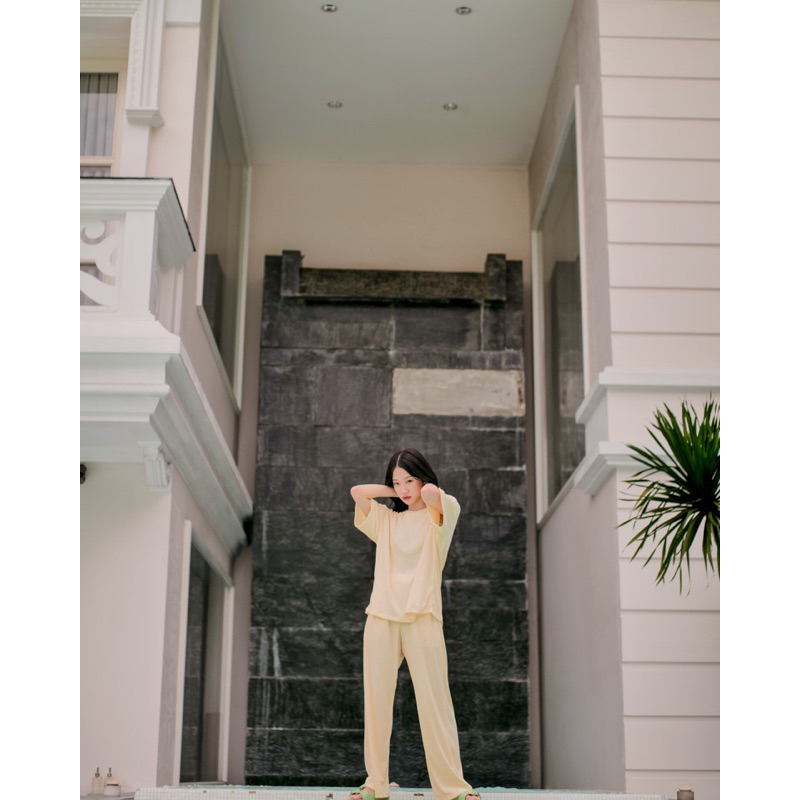 MHERE - กางเกง LUCIA