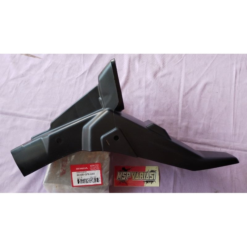 Original 80100-GF6-2A0 Fender A RR บังโคลนหลัง Honda WIN