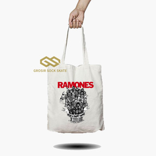 กระเป๋าผ้าแคนวาส ทรงโท้ท ลายวงดนตรี Ramones