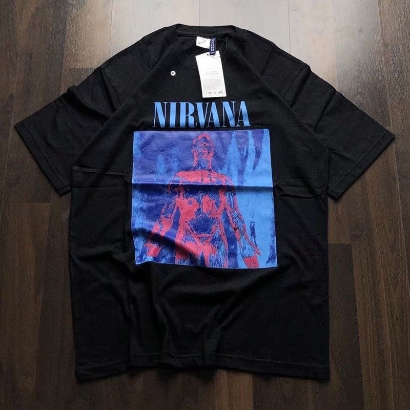 เสื้อยืด H&m BAND NIRVANA SLIVER BLACK PREMIUM