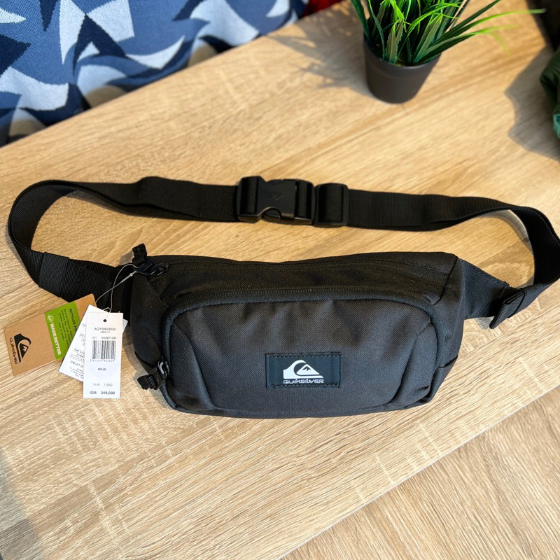 Original Quiksilver WaistBag Simple Black