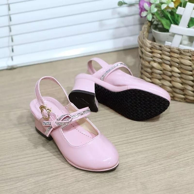 Girls& 39; รองเท้าแตะ HakTahu GIsela KP-03