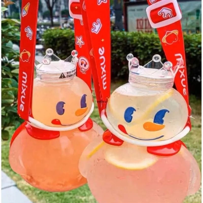 Mixue Snow King Doll Drinking Bottle Tumbler 700ml