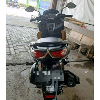 ฝาครอบไฟหยุด nmax 2020-2023