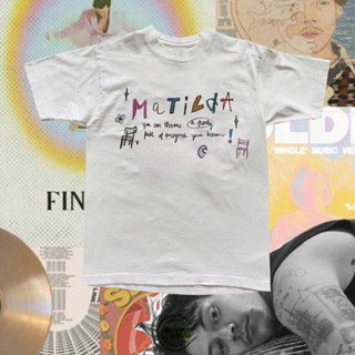 เสื้อยืด พิมพ์ลายเนื้อเพลง MATILDA จาก HARRY STYLES สไตล์วินเทจ