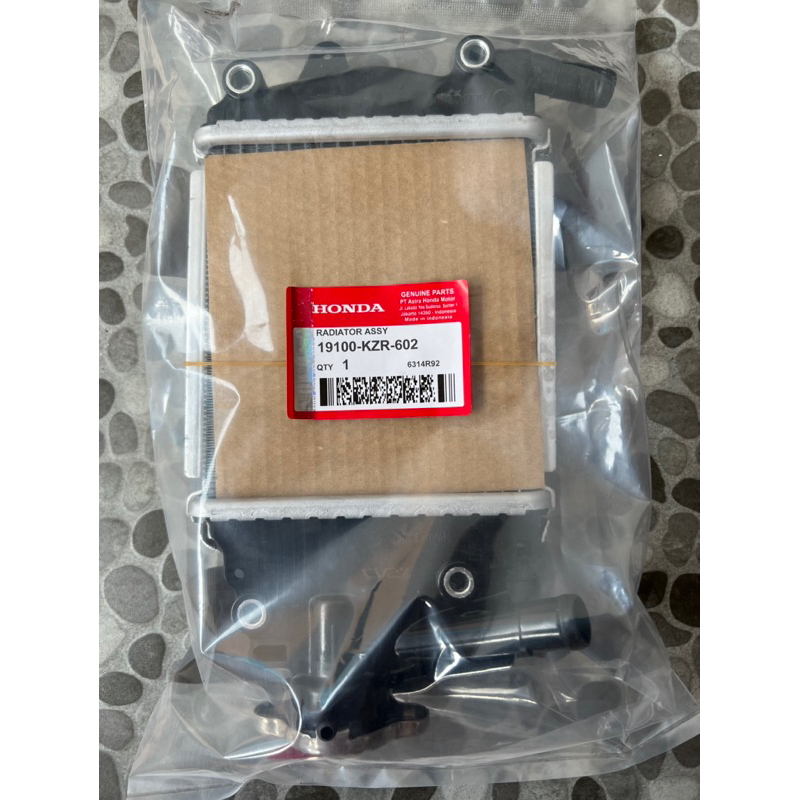 หม้อน้ํา Vario 125 Vario 150 KZR