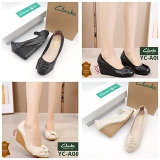 Clarks Wedges A08 รองเท้าหนัง สําหรับผู้หญิง A08