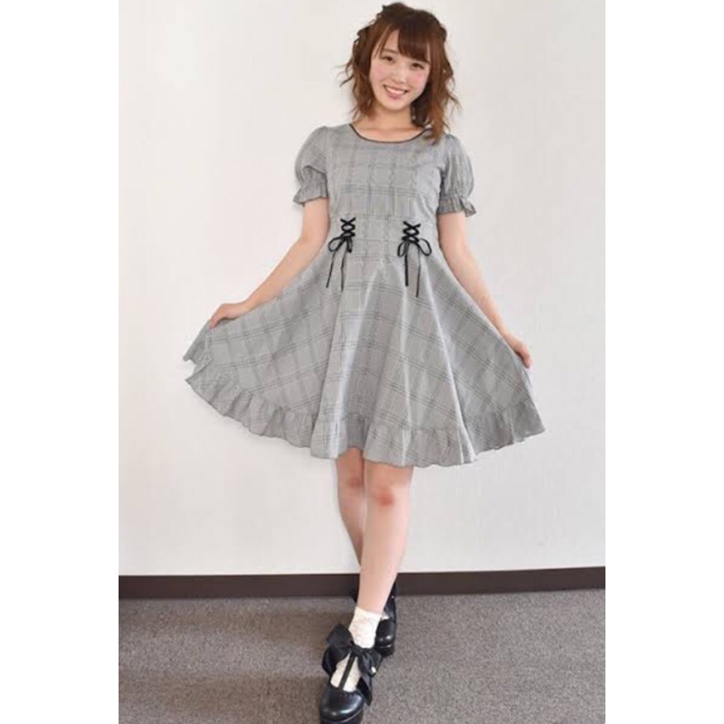 Preloved liz liza glen เดรสลายตาราง