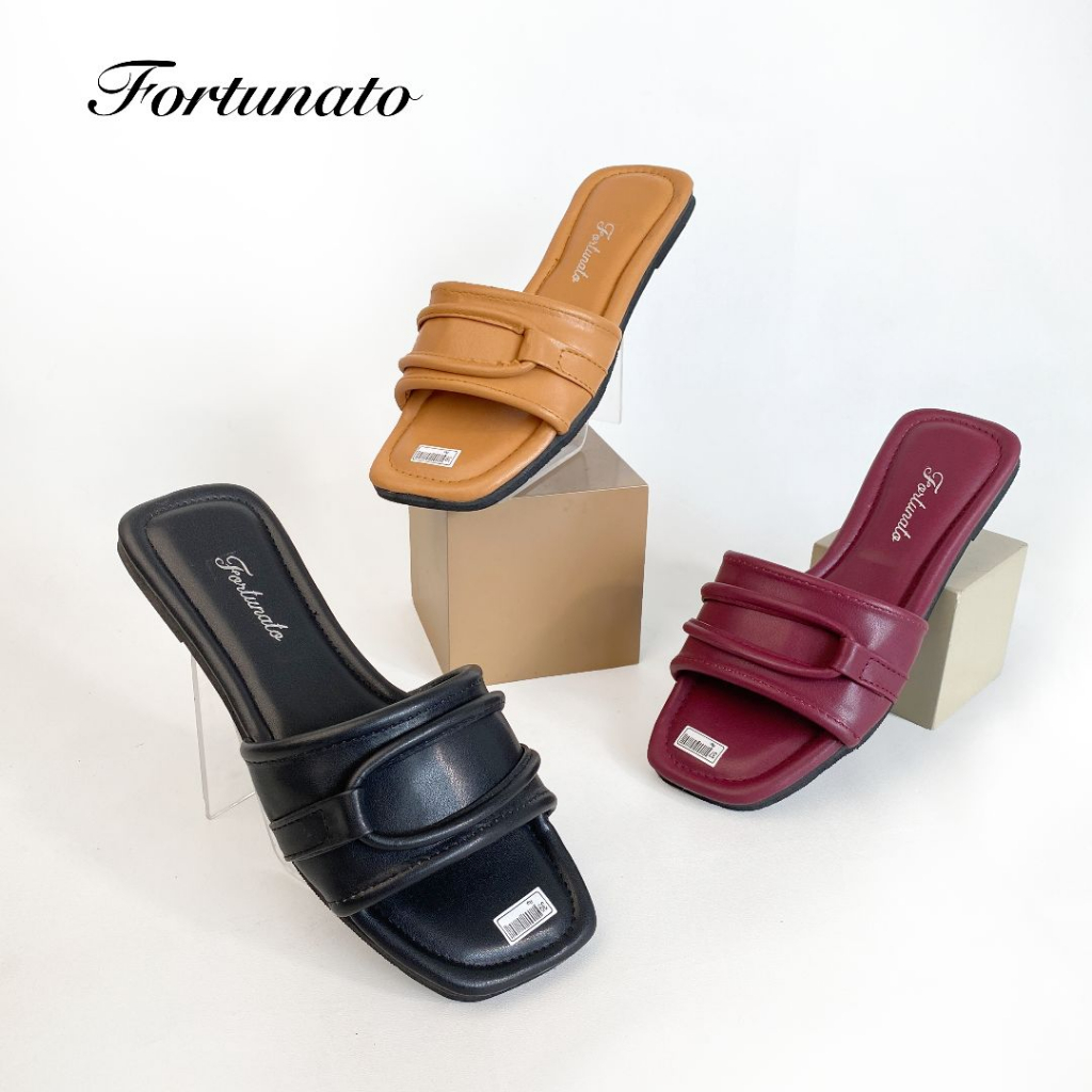 รองเท้าแตะส้นเตี้ยสตรีใหม่ - LILIANA