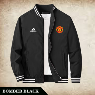 ใหม่ เสื้อแจ็กเก็ตเบสบอล ลายโลโก้ manchester Uniteded varsity สําหรับผู้ชาย