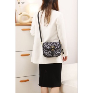 H1878i ใหม่ กระเป๋าสะพายไหล่ ลายเสือดาว DR B088i Mizza Jacquard พร้อมกล่อง