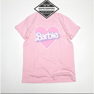 เสื้อยืด พิมพ์ลาย Barbie Love Pink Baby And Fanta สําหรับผู้หญิง Type9