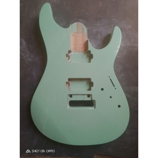 Ibanez az 24 เฟรตกีตาร์