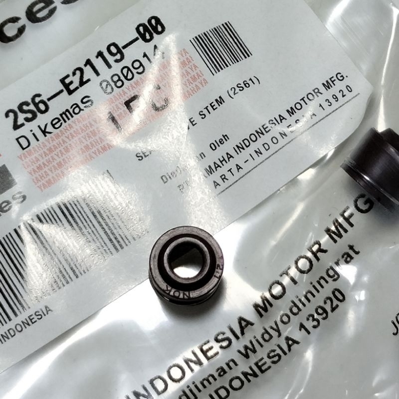 2S6-E2119-00 ซีลน้ํามันวาล์วก้าน Yamaha Jupiter MX R15 Vixion Old New Original YGP 1PA-E2119-00