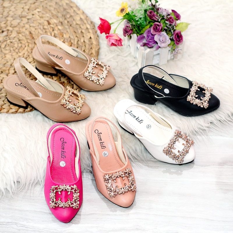 Isabel Buckle Strap รองเท ้ าแตะเด ็ กผู ้ หญิง