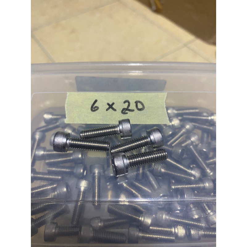 Bolt L stanlies M6x20(2.0ซม.)