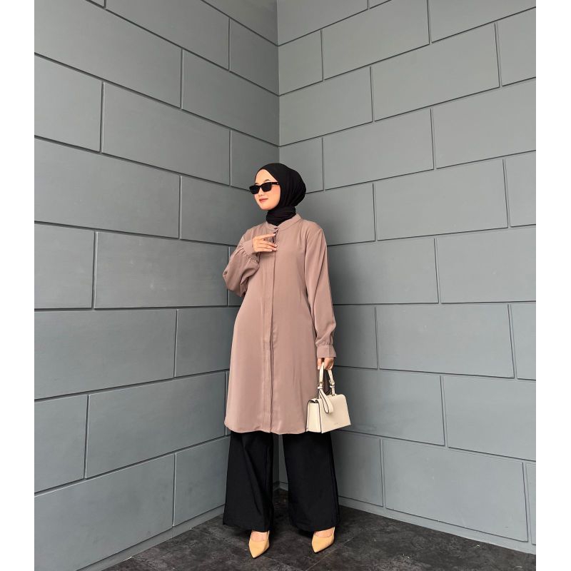 Lucia Tunic*********