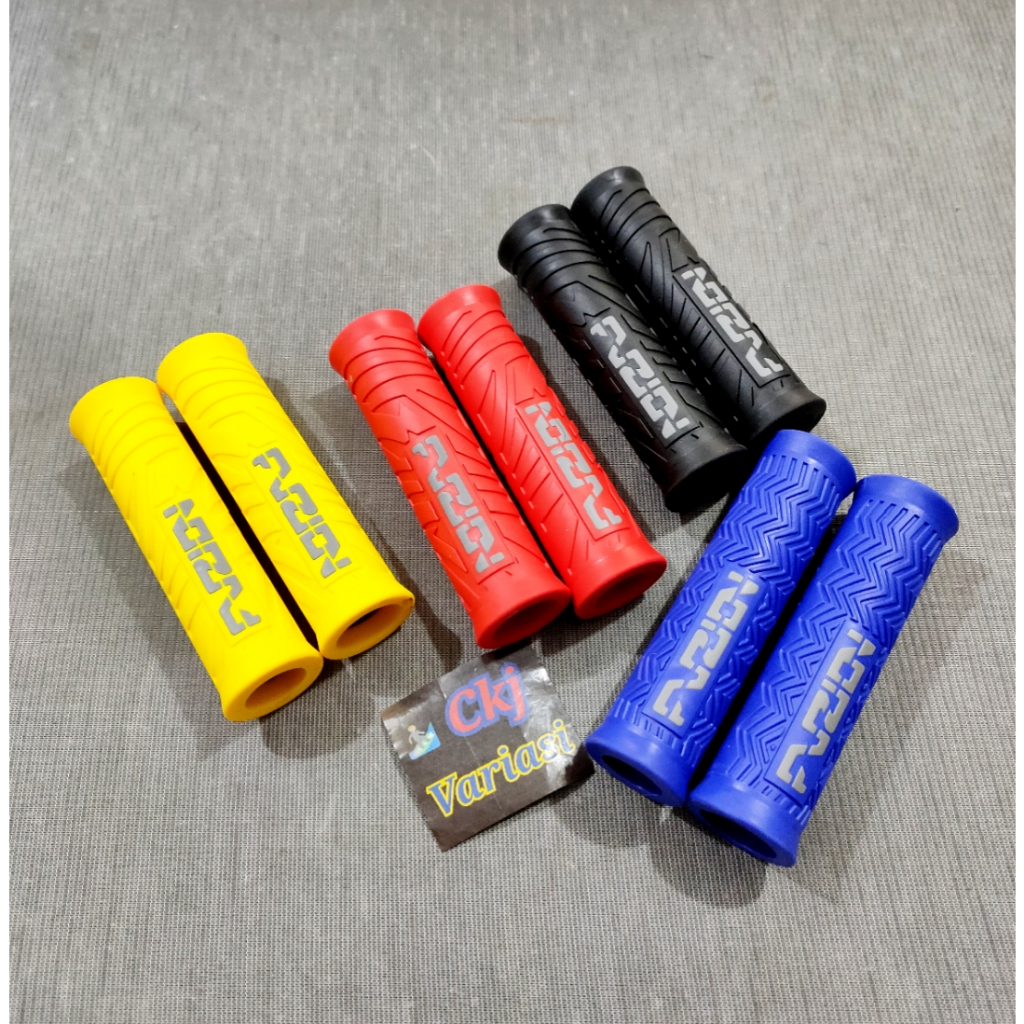 Fuzion Grip Handgrip Handfat Grip Fuzion ด้ายยาง Universal Fuzion ที่จับรถจักรยานยนต์