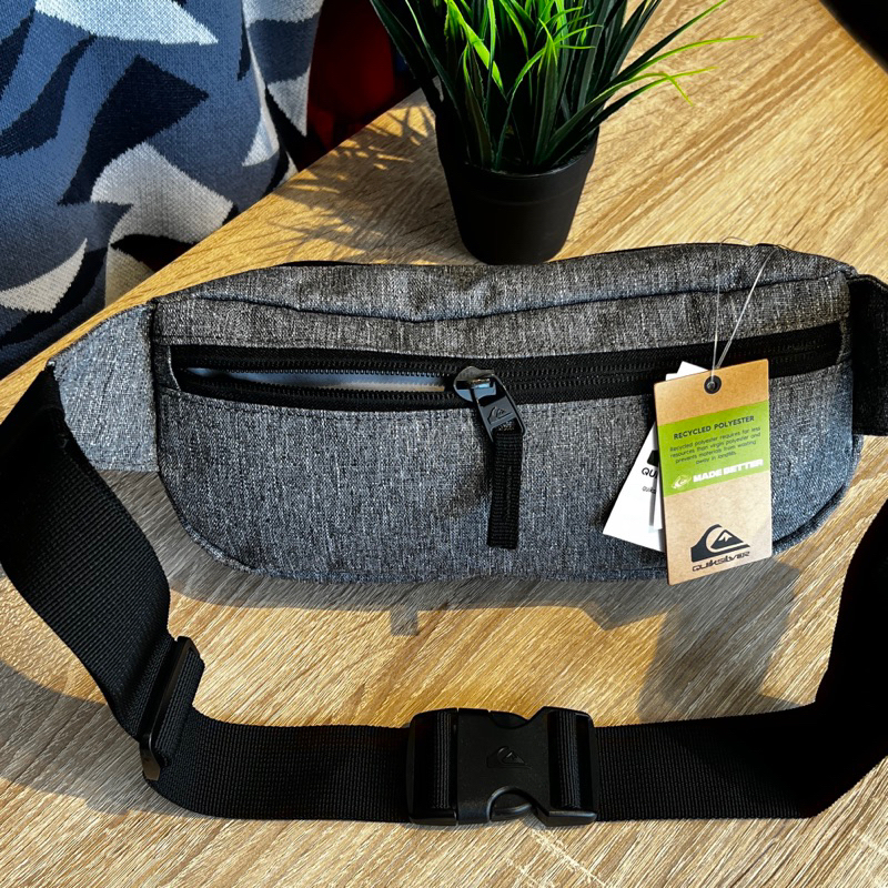 Original Quiksilver WaistBag Simple Black