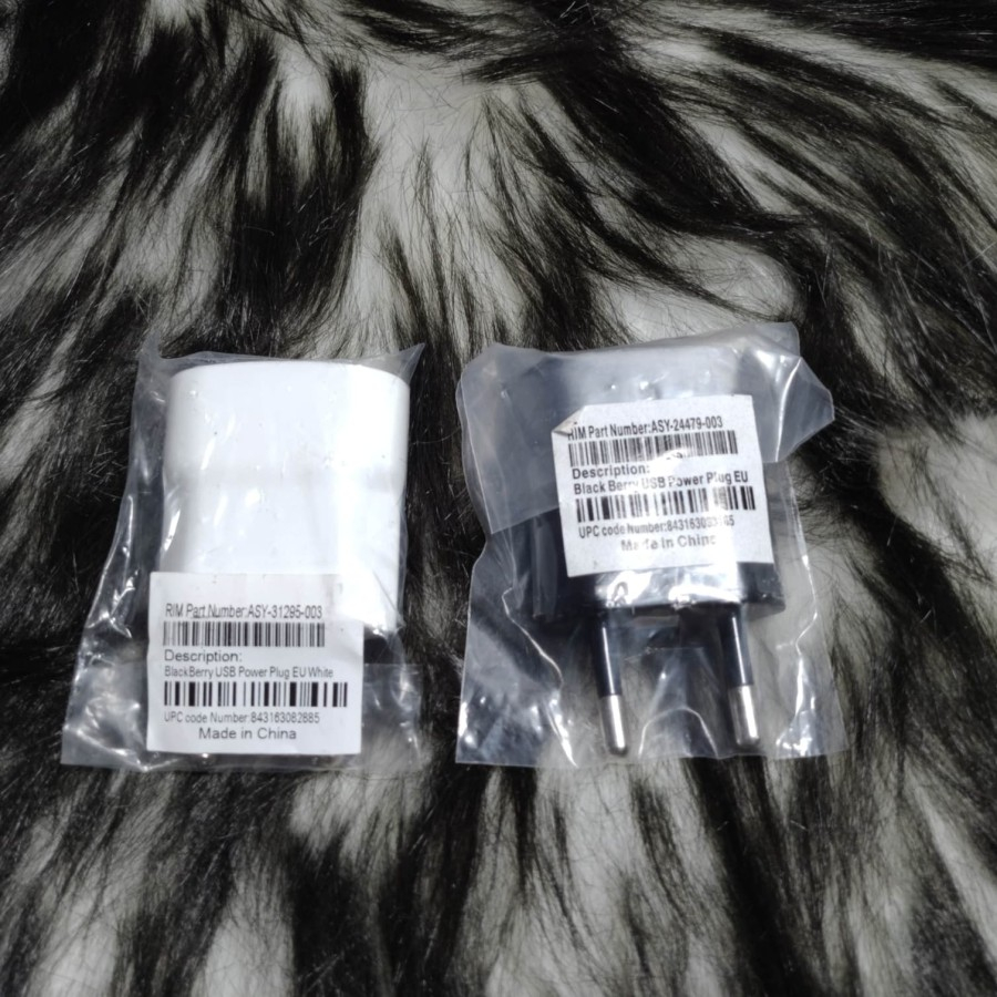 เครื่องชาร์จ oem Blackberry 1a ของแท้ ไม่แพ็ค หัว bb 9900 dakota