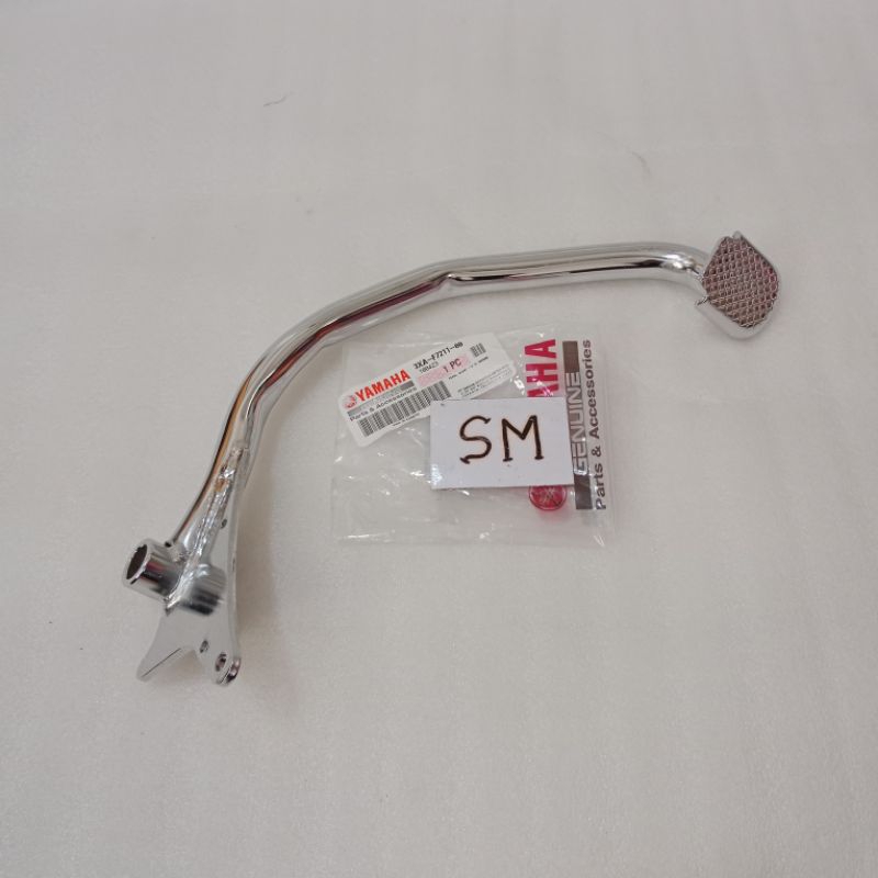 แป้นเบรก Yamaha Fiz R Force 1 3XA-F211-00 ดั้งเดิม