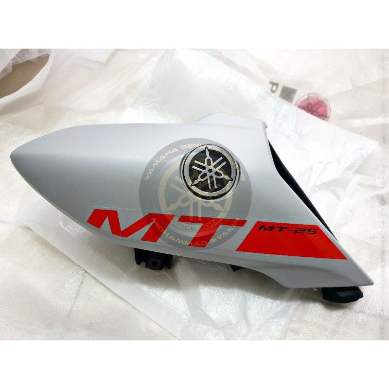 ใหม่ MT25 ORIGINAL RIGHT TANK WING AIR SCOOP B9T-XF13A-00-P1