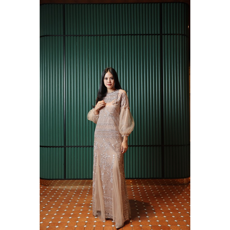 Amrthelabel / lavish / นู้ดบราวน์