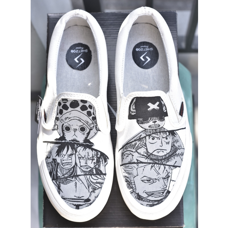 Sketzgo รองเท้า Slip On One Piece ตัวอักษรรองเท้าผ้าใบผู้ชายผู้หญิง Casual Luffy Zoro Tony