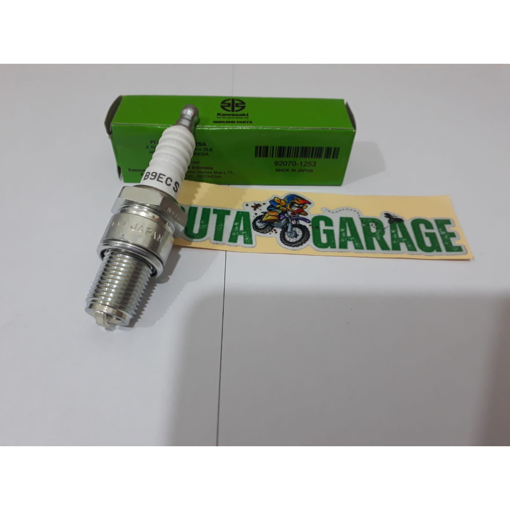 หัวเทียนเย็น B9ECS ปลั๊ก Spark B9ECS Kawasaki Ninja 150 SR RR 97070-1253
