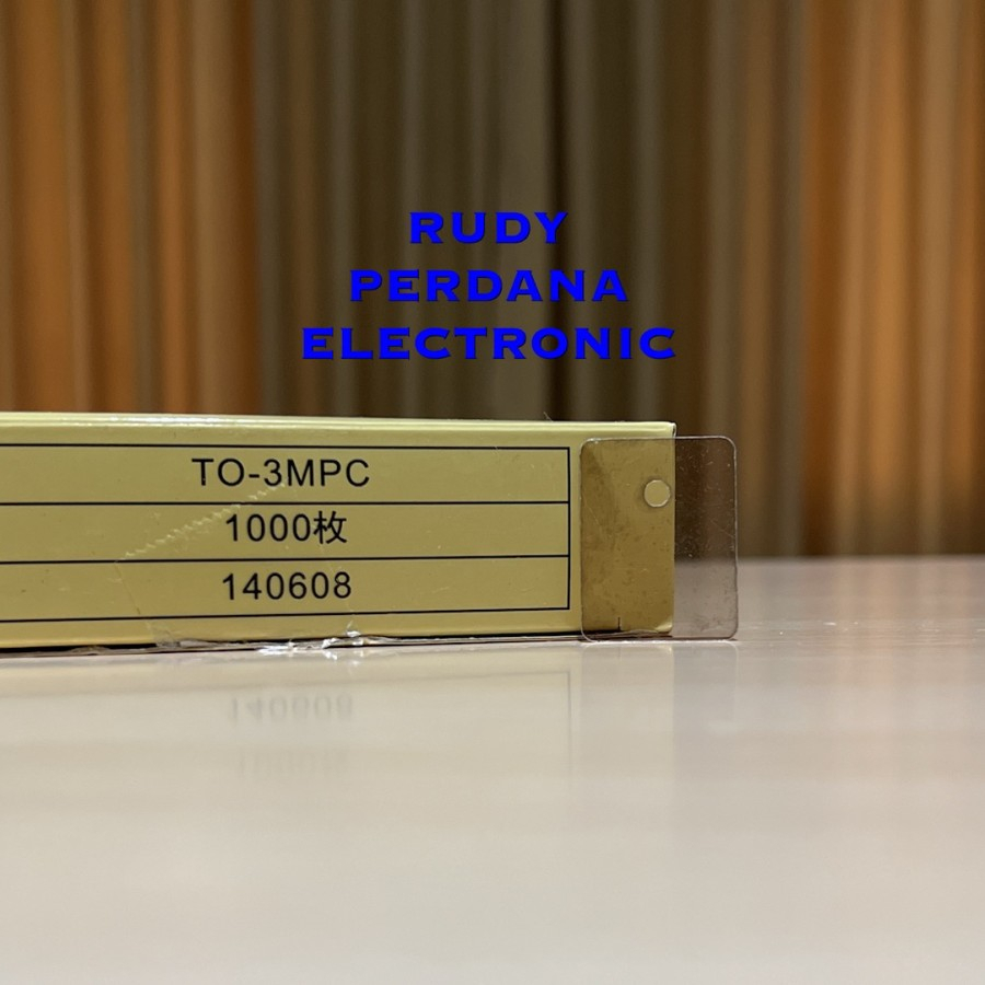 ทรานซิสเตอร์ MIKA ISOLATOR 22x30 22MM 30MM TO-3MPC TOSHIBA SA1943 2SA1943 1943 SC5200 2SC5200 5200