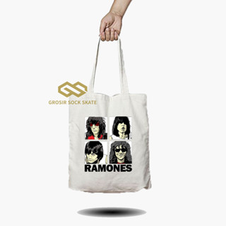 กระเป๋าผ้าแคนวาส ทรงโท้ท ลายวงดนตรี Ramones