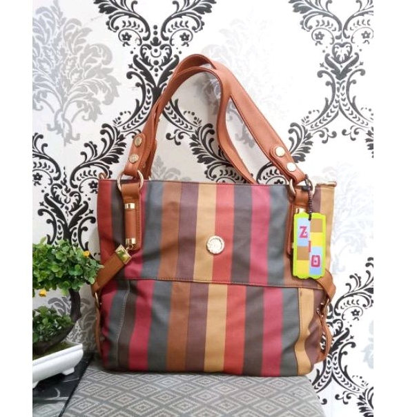 กระเป๋าถือ Mjl/zio**