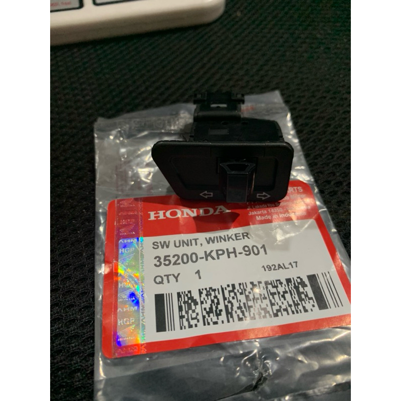 TOMBOL Karisma ปุ่มไฟเลี้ยว Karisma สวิตช์ไฟเลี้ยว Karisma ปุ่มไฟเลี้ยว Karisma