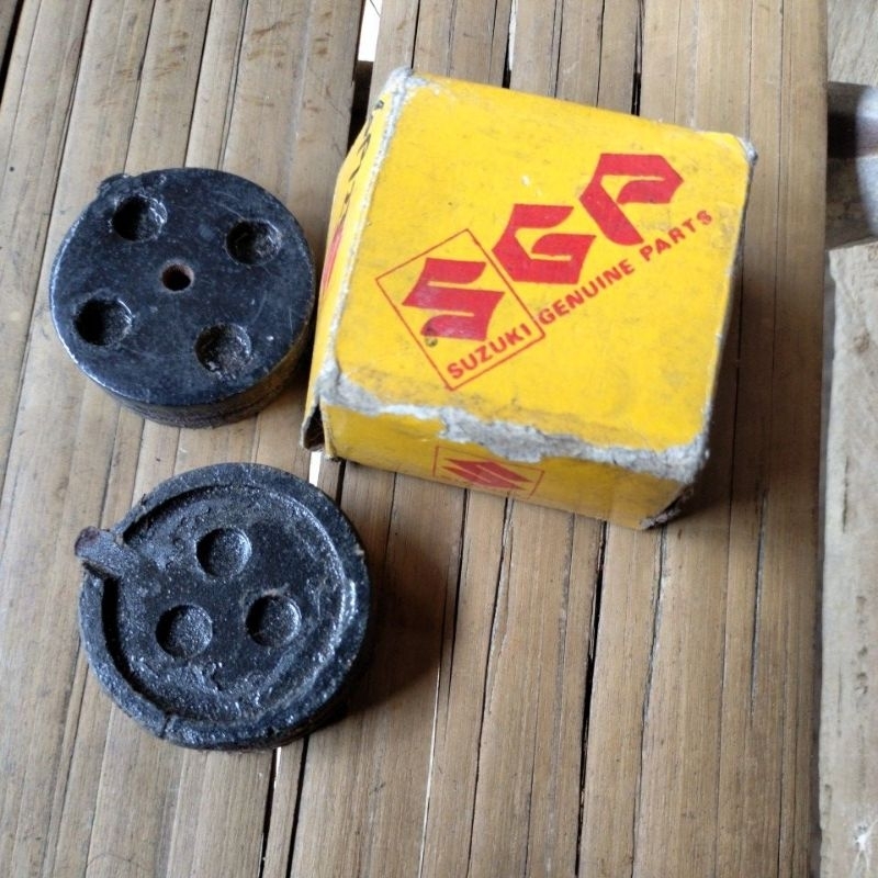 ผ้าเบรคคู่ Suzuki GT 125 GT 185 หมายเลขเดิม