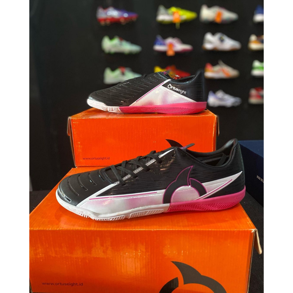 ORTUSEIGHT ELLIPSE IN - สีดํา/ขาว/ULTRA