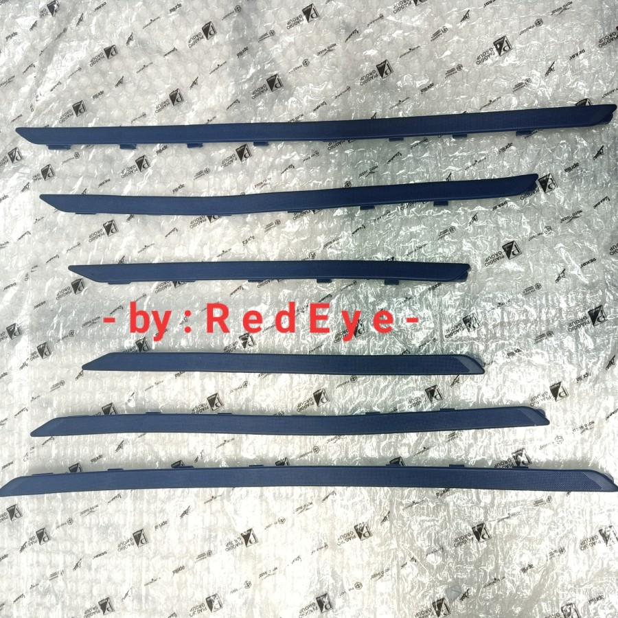 ยางพื้น Vespa Primavera Yacth - Sean Wotherspoon