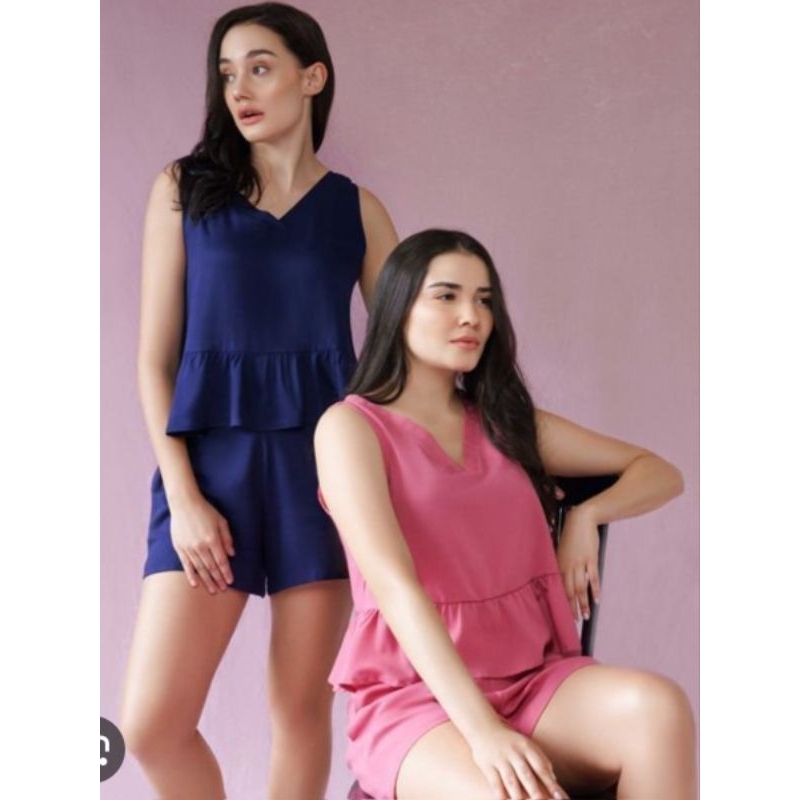 WACOAL NIGHTWEAR****
