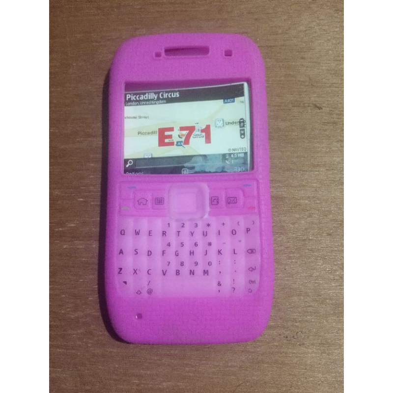 NOKIA E71 RUBBER SOFTCASE + KEYPAD (สีชมพู)