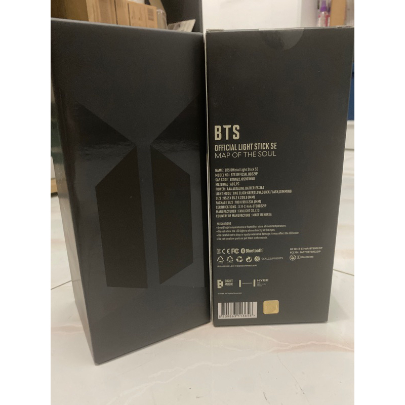 - Army BOMB - BTS OFFICIAL LIGHTSTICK SPECIAL EDITION