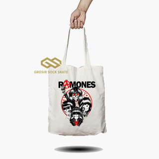 กระเป๋าผ้าแคนวาส ทรงโท้ท ลายวงดนตรี Ramones