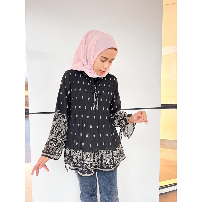 ADELLA BLOUSE*******