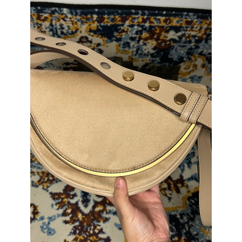 (Preloved) Charles and KEITH HALF MOON - BEIGE, ORIGINAL (NEGO Is Not SADIS!)