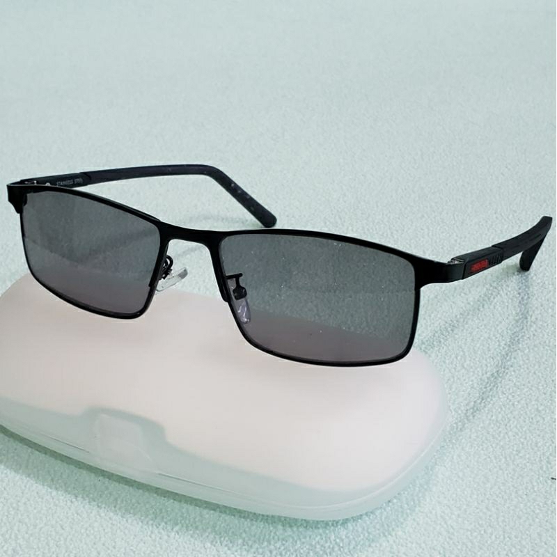 แว่นอ่านหนังสือ/plus Progressive Lens Photochromic PD