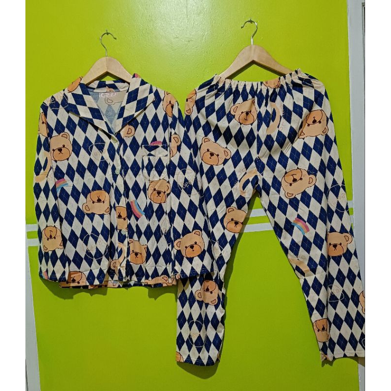 LEISURE WEAR พรีเมี่ยม PP นําเข้าชุดนอนสตรีแขนยาวชุดนอนกางเกงขายาวสีฟ้าสีดําตรวจสอบ