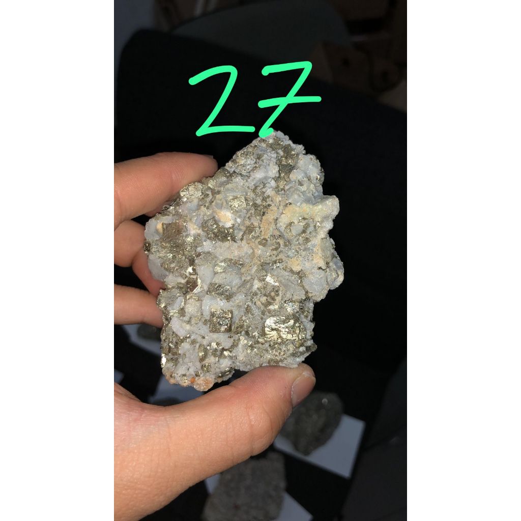 Pyrite bukit สูงกระพริบประกายเมืองทองคริสตัลรหัส pbt 19-27 น้ําหนัก 263 ถึง 451 gr