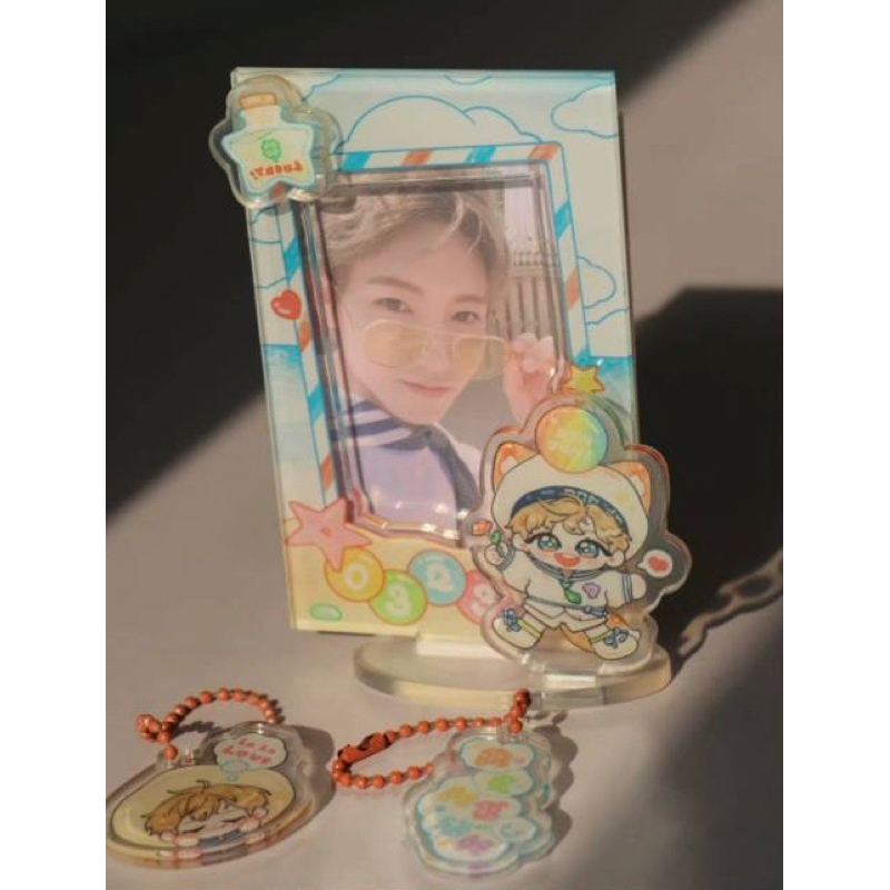 Photoholder / Photocard Acrylic Stand We young Renjun NCT Dream by RenJunBar bday project 2023 aab r